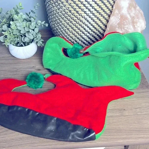 🎅🏻 Christmas Pajamas! Matching Men’s pajama Elf set - Picture 7 of 7